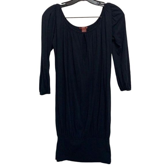 Bobi Navy size small bubble dress with key hole detail - Picture 1 of 4